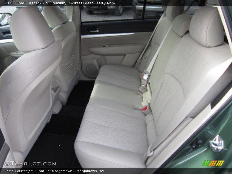 Cypress Green Pearl / Ivory 2013 Subaru Outback 2.5i Premium