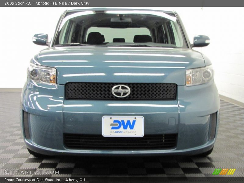 Hypnotic Teal Mica / Dark Gray 2009 Scion xB