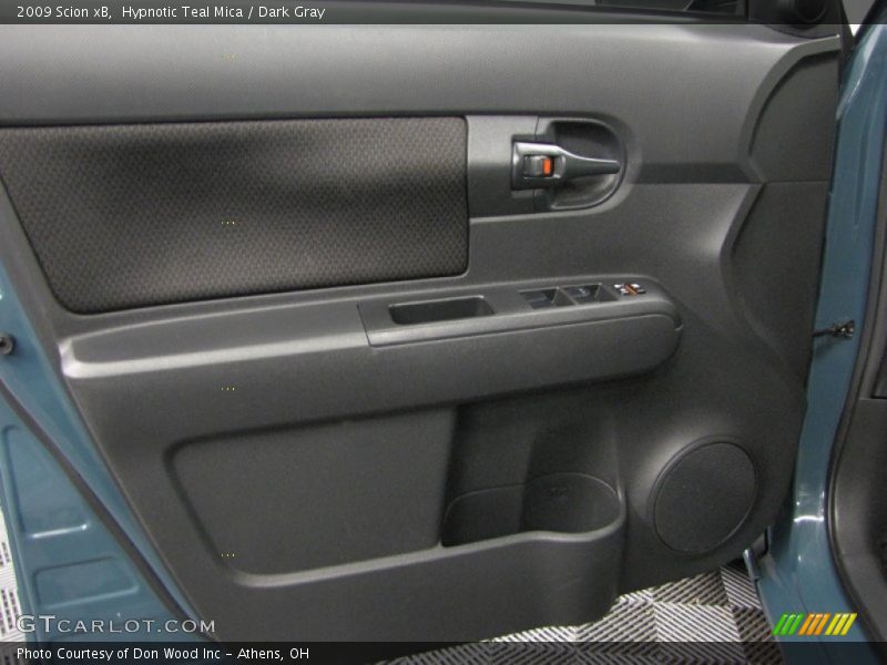 Hypnotic Teal Mica / Dark Gray 2009 Scion xB