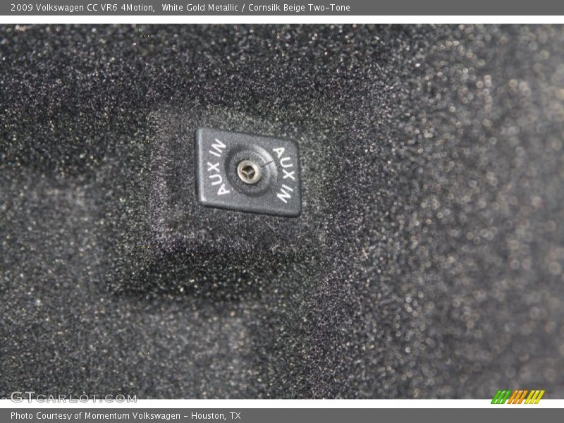 White Gold Metallic / Cornsilk Beige Two-Tone 2009 Volkswagen CC VR6 4Motion