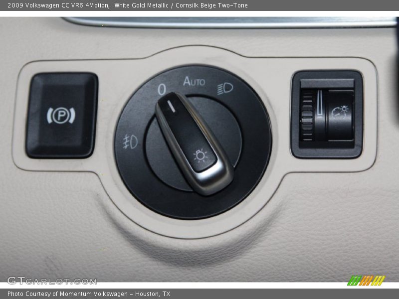 White Gold Metallic / Cornsilk Beige Two-Tone 2009 Volkswagen CC VR6 4Motion