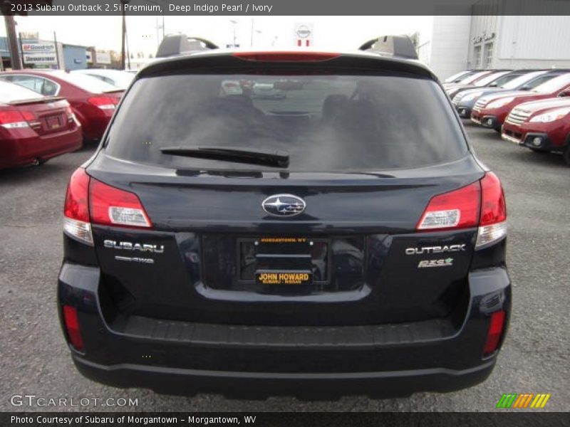 Deep Indigo Pearl / Ivory 2013 Subaru Outback 2.5i Premium