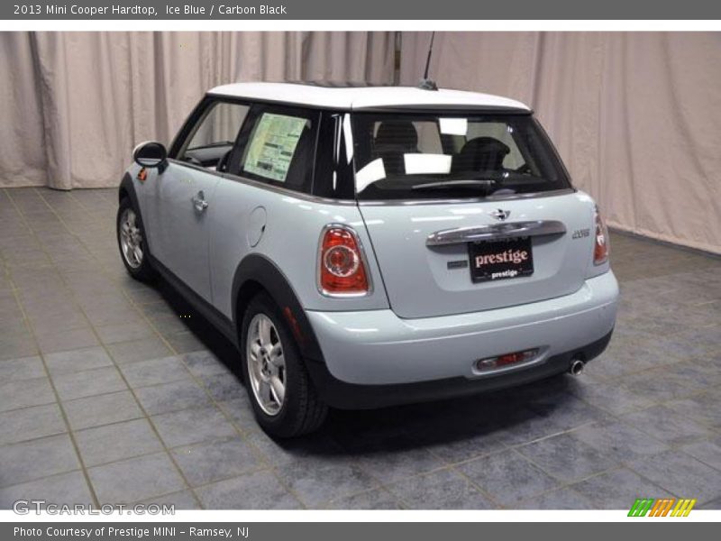 Ice Blue / Carbon Black 2013 Mini Cooper Hardtop