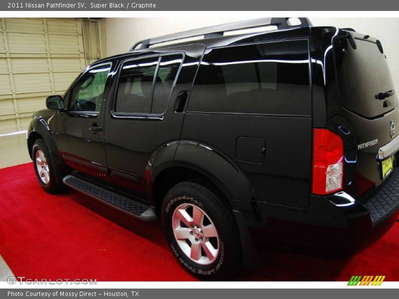 Super Black / Graphite 2011 Nissan Pathfinder SV
