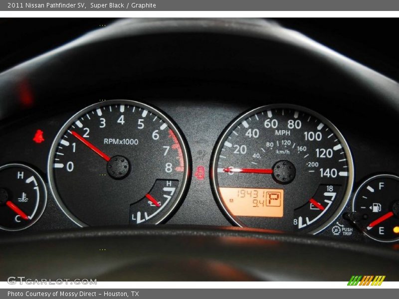 Super Black / Graphite 2011 Nissan Pathfinder SV