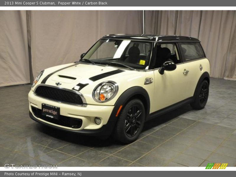 Pepper White / Carbon Black 2013 Mini Cooper S Clubman
