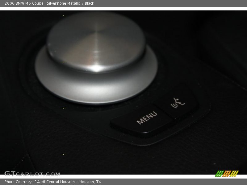 Silverstone Metallic / Black 2006 BMW M6 Coupe