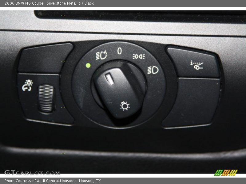 Controls of 2006 M6 Coupe