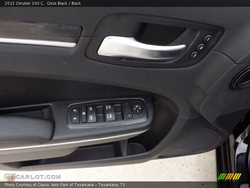 Gloss Black / Black 2013 Chrysler 300 C