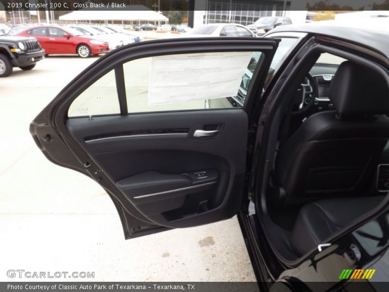 Gloss Black / Black 2013 Chrysler 300 C