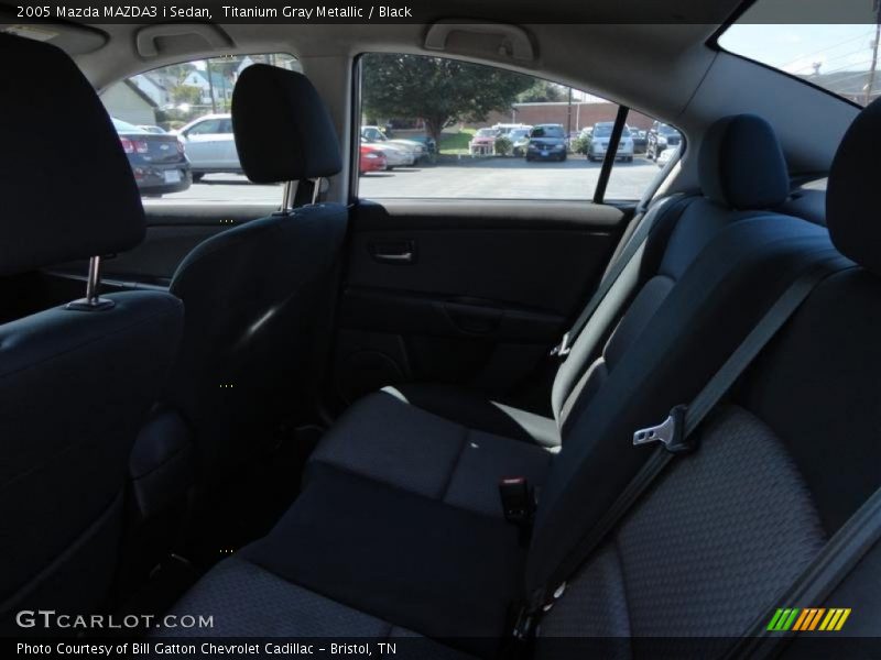 Titanium Gray Metallic / Black 2005 Mazda MAZDA3 i Sedan
