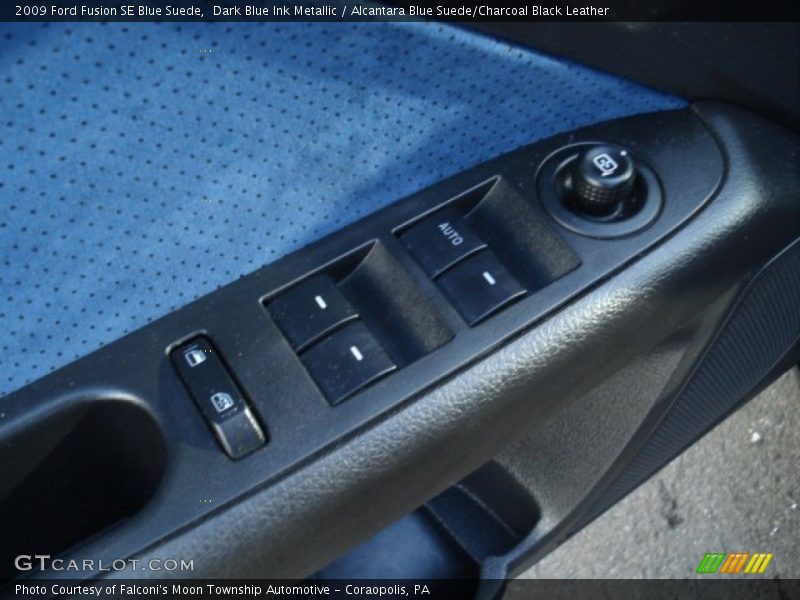 Controls of 2009 Fusion SE Blue Suede