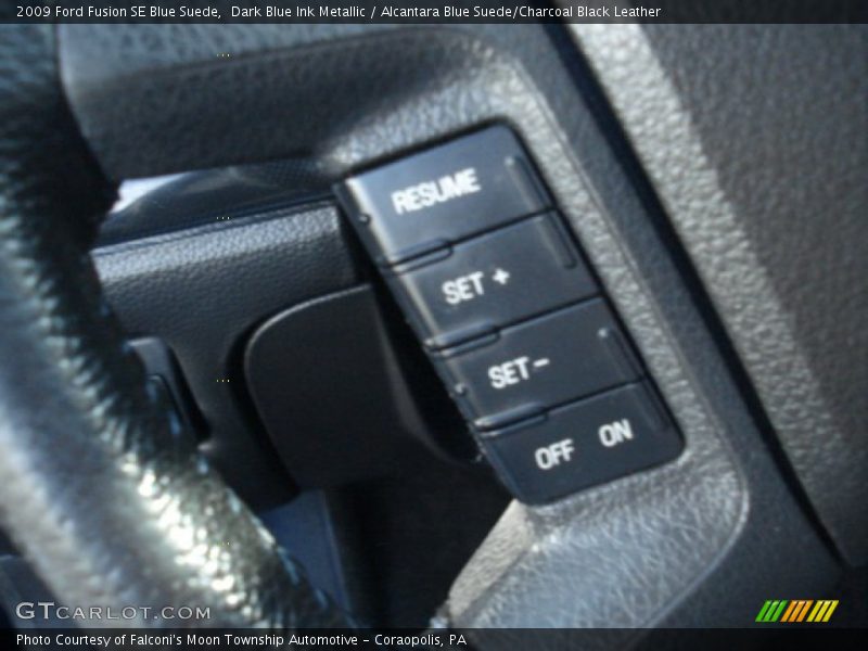 Controls of 2009 Fusion SE Blue Suede