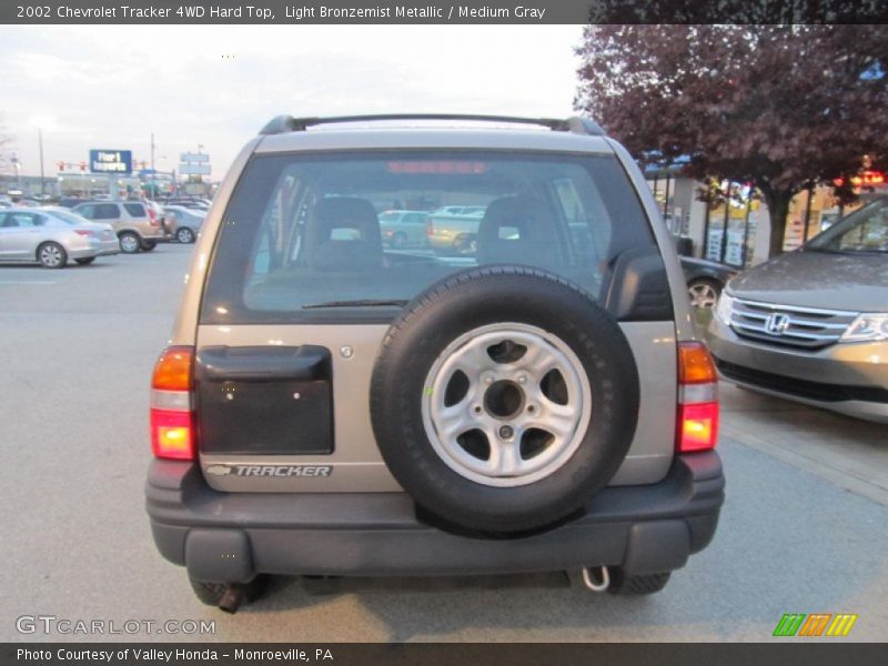 Light Bronzemist Metallic / Medium Gray 2002 Chevrolet Tracker 4WD Hard Top