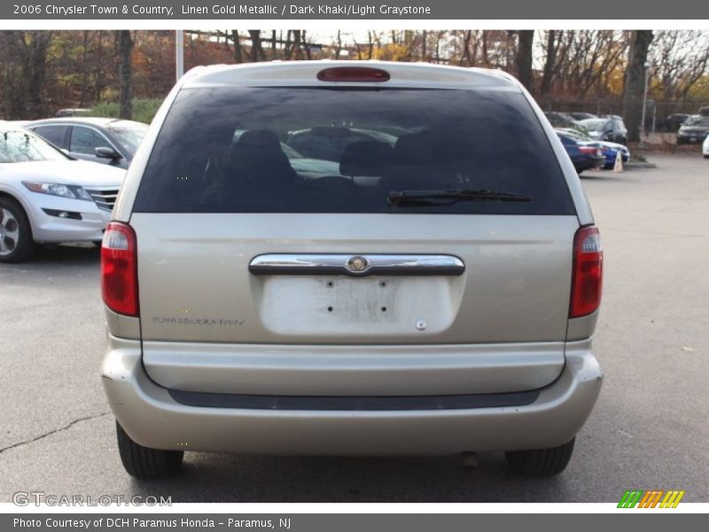 Linen Gold Metallic / Dark Khaki/Light Graystone 2006 Chrysler Town & Country