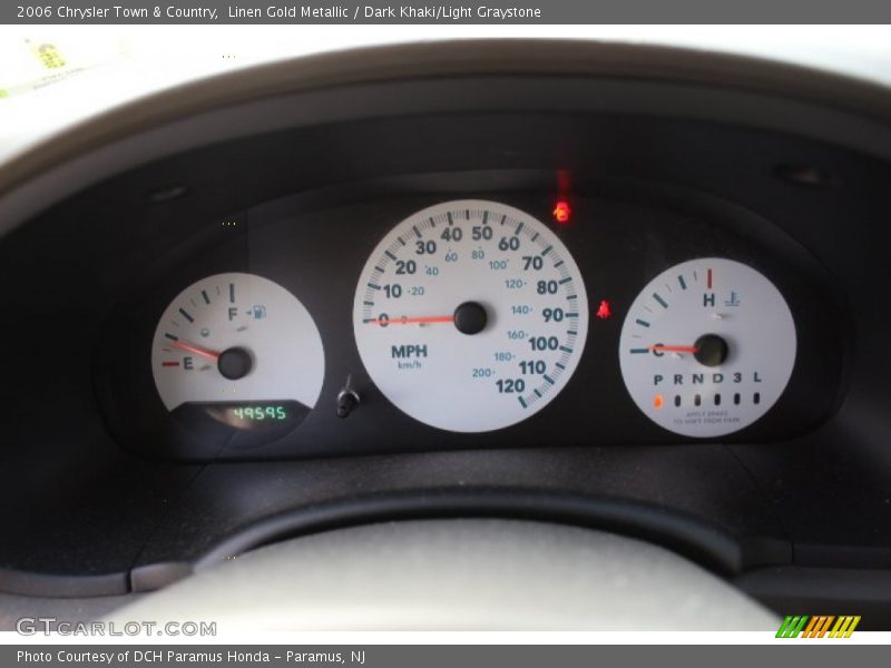Linen Gold Metallic / Dark Khaki/Light Graystone 2006 Chrysler Town & Country