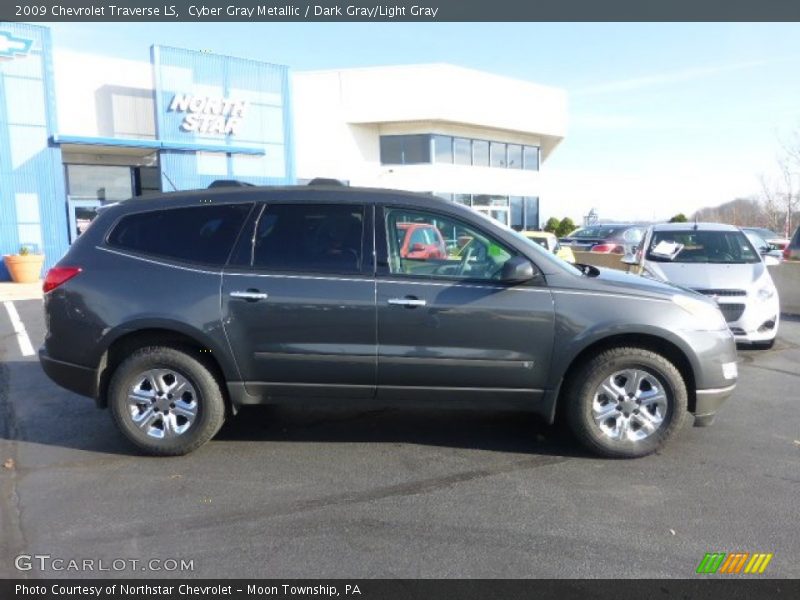 Cyber Gray Metallic / Dark Gray/Light Gray 2009 Chevrolet Traverse LS