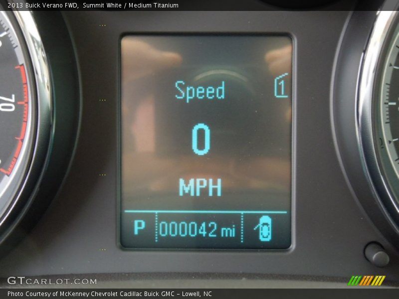 Summit White / Medium Titanium 2013 Buick Verano FWD