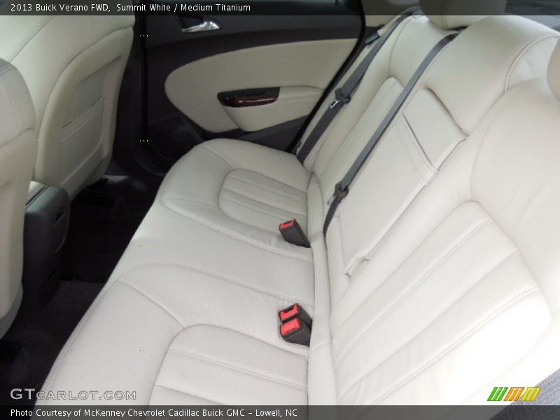 Summit White / Medium Titanium 2013 Buick Verano FWD