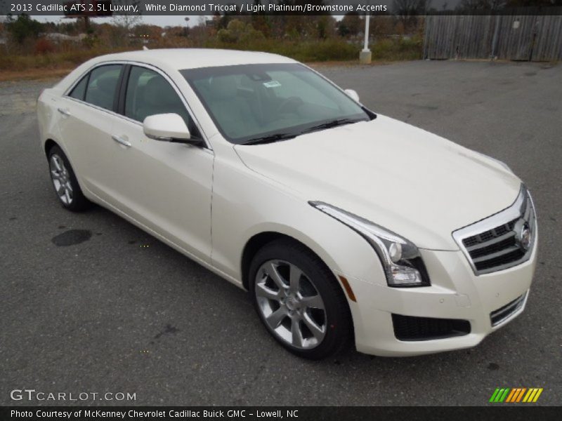 Front 3/4 View of 2013 ATS 2.5L Luxury