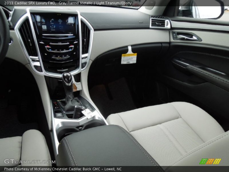 Gray Flannel Metallic / Light Titanium/Ebony 2013 Cadillac SRX Luxury FWD