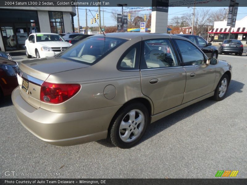 Golden Cashmere / Light Tan 2004 Saturn L300 2 Sedan