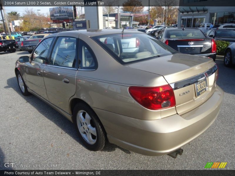 Golden Cashmere / Light Tan 2004 Saturn L300 2 Sedan