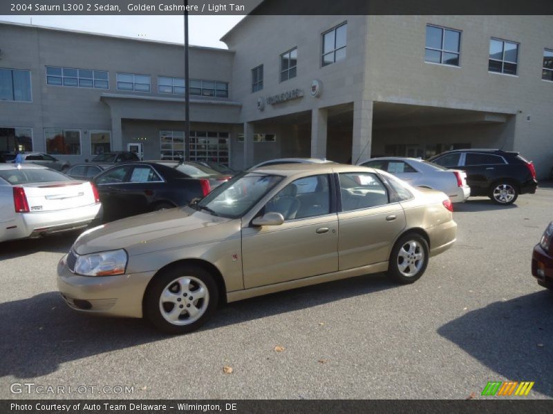 Golden Cashmere / Light Tan 2004 Saturn L300 2 Sedan