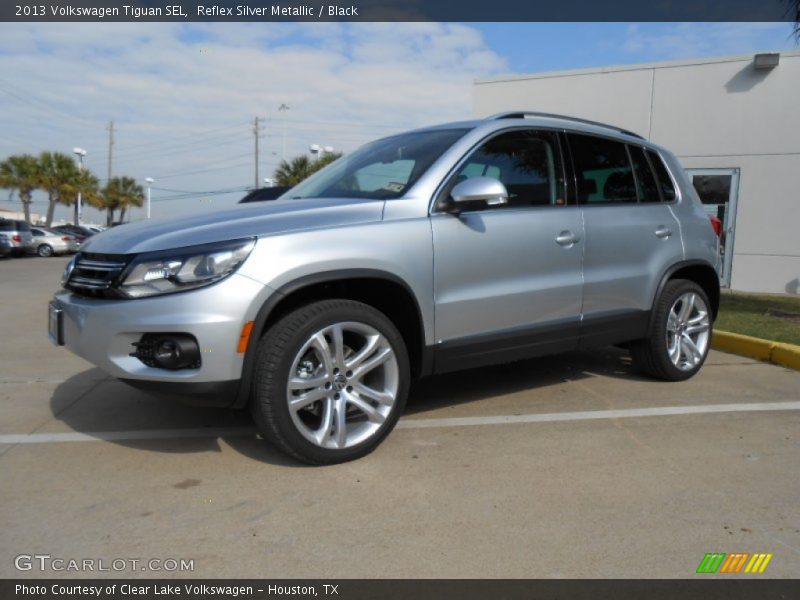 Reflex Silver Metallic / Black 2013 Volkswagen Tiguan SEL