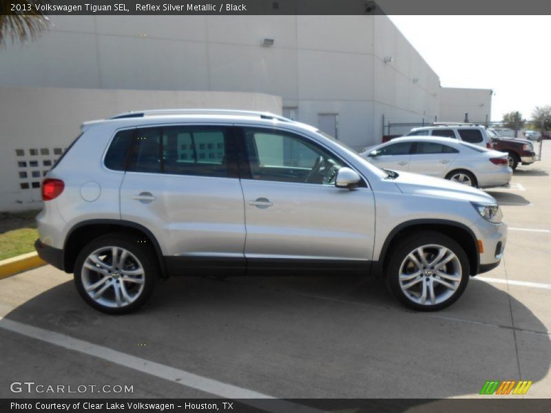 Reflex Silver Metallic / Black 2013 Volkswagen Tiguan SEL