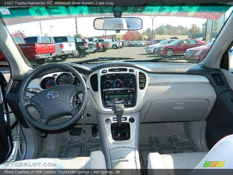 Millenium Silver Metallic / Ash Gray 2007 Toyota Highlander V6