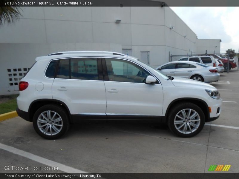 Candy White / Beige 2013 Volkswagen Tiguan SE