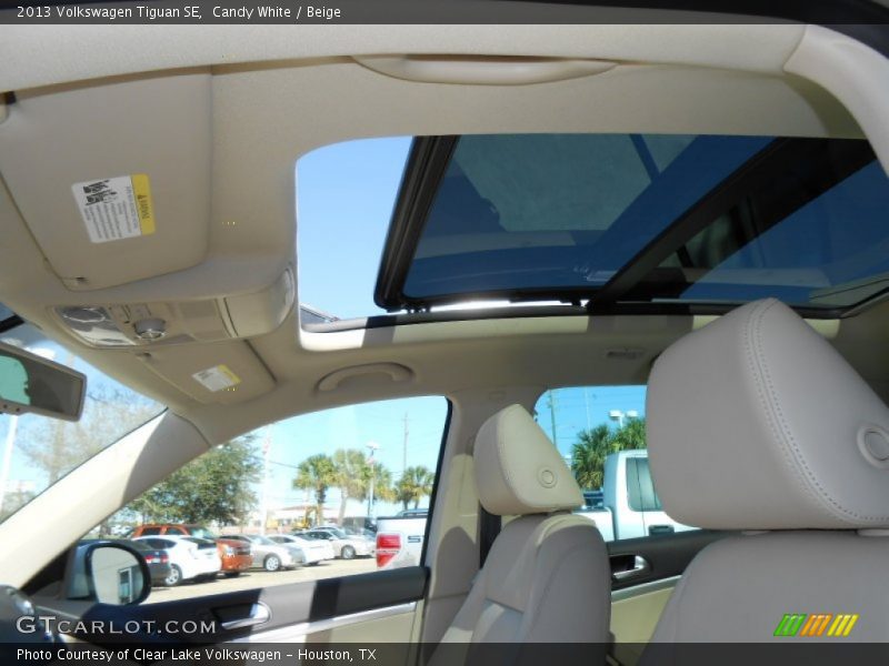 Candy White / Beige 2013 Volkswagen Tiguan SE