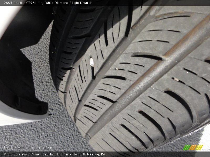 White Diamond / Light Neutral 2003 Cadillac CTS Sedan