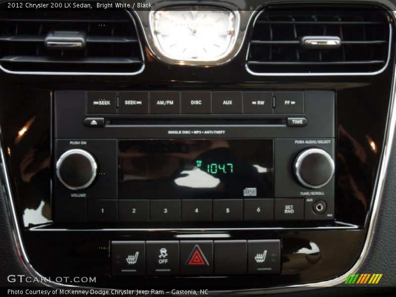 Bright White / Black 2012 Chrysler 200 LX Sedan