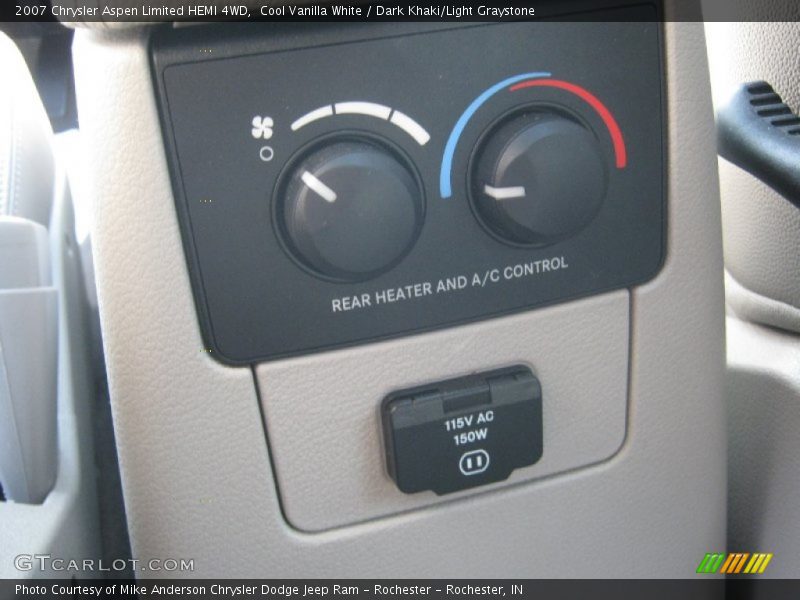 Cool Vanilla White / Dark Khaki/Light Graystone 2007 Chrysler Aspen Limited HEMI 4WD