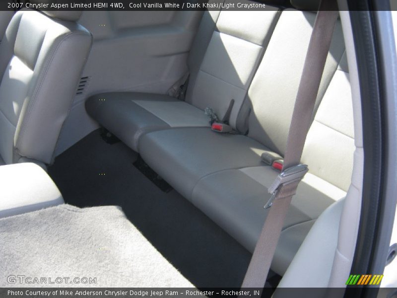 Cool Vanilla White / Dark Khaki/Light Graystone 2007 Chrysler Aspen Limited HEMI 4WD