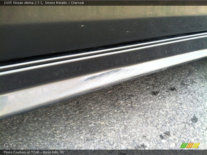 Smoke Metallic / Charcoal 2005 Nissan Altima 2.5 S