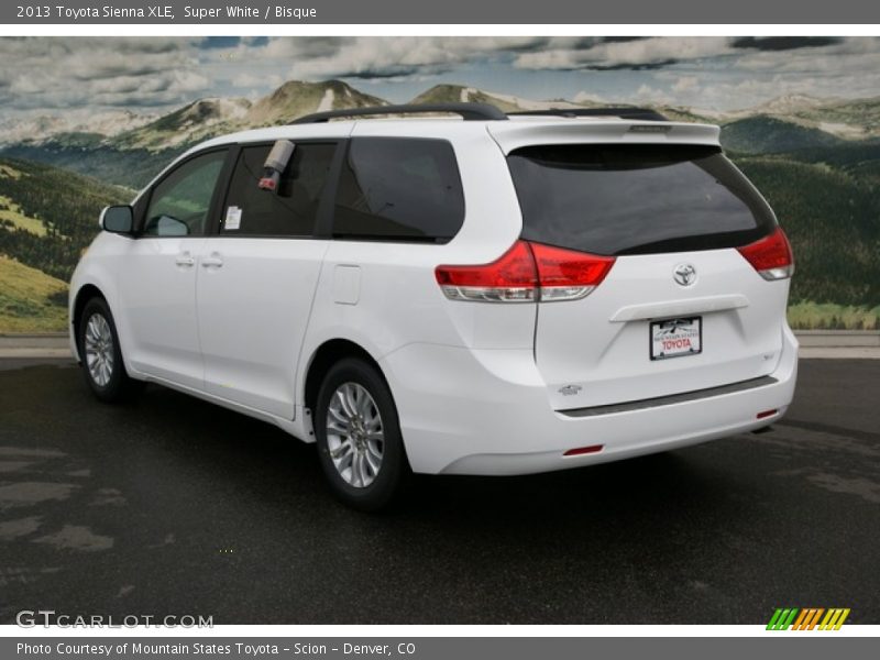 Super White / Bisque 2013 Toyota Sienna XLE