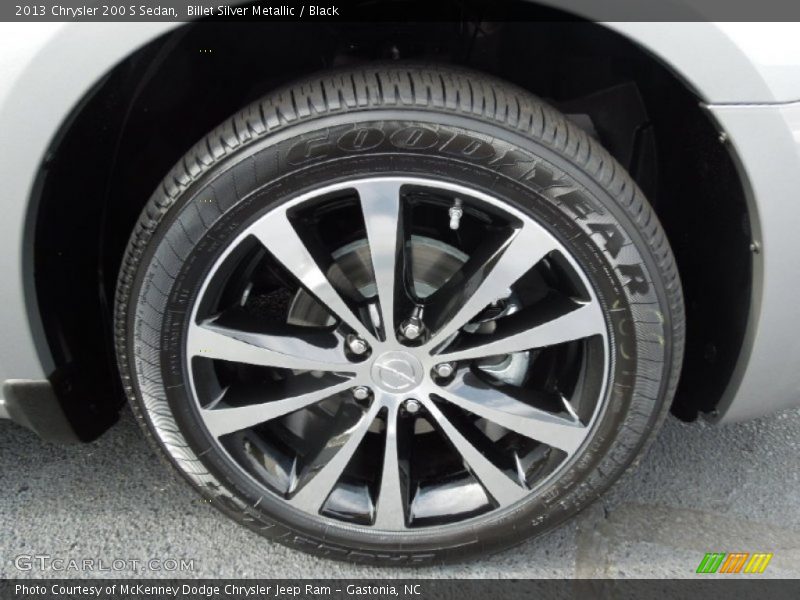 Billet Silver Metallic / Black 2013 Chrysler 200 S Sedan