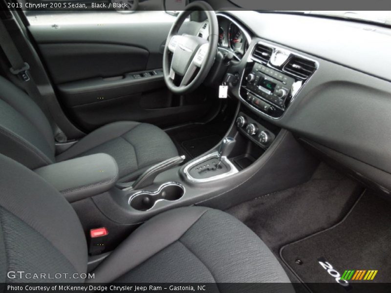 Black / Black 2013 Chrysler 200 S Sedan