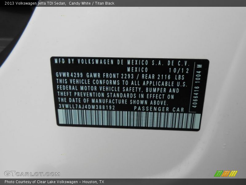 Candy White / Titan Black 2013 Volkswagen Jetta TDI Sedan