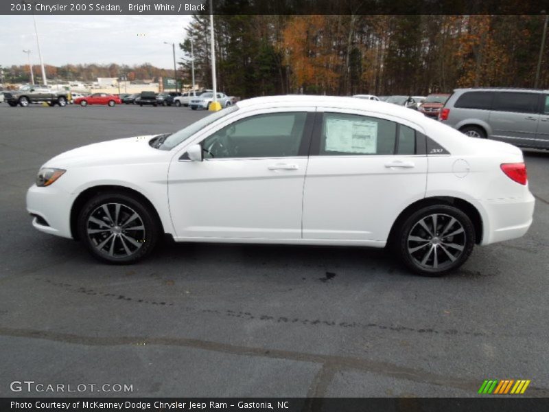 Bright White / Black 2013 Chrysler 200 S Sedan