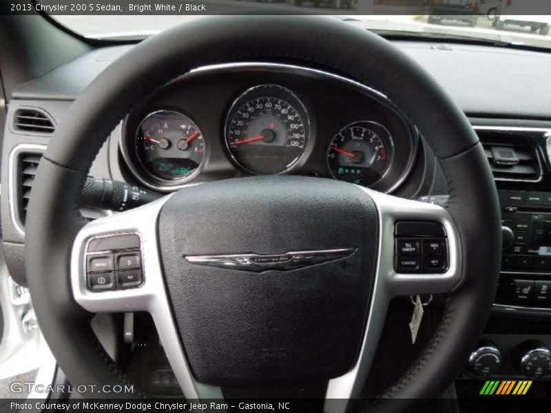 Bright White / Black 2013 Chrysler 200 S Sedan