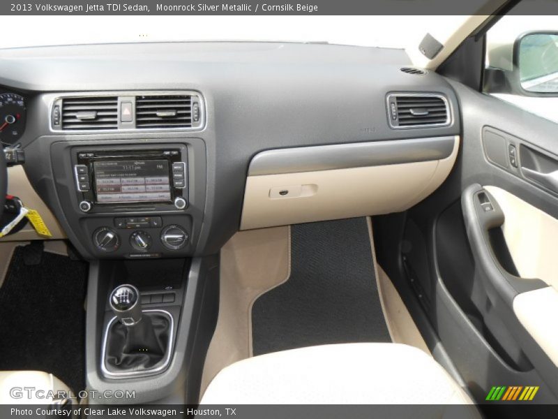 Moonrock Silver Metallic / Cornsilk Beige 2013 Volkswagen Jetta TDI Sedan