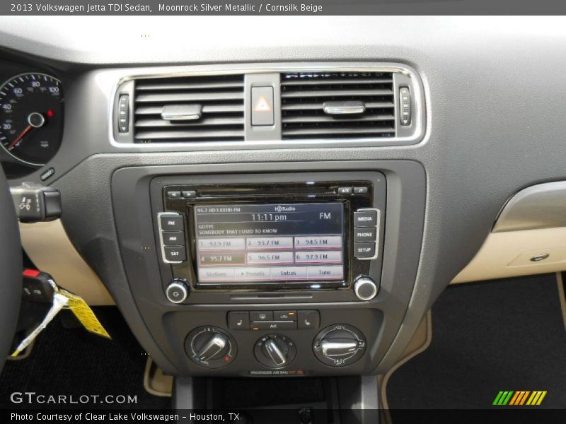 Moonrock Silver Metallic / Cornsilk Beige 2013 Volkswagen Jetta TDI Sedan