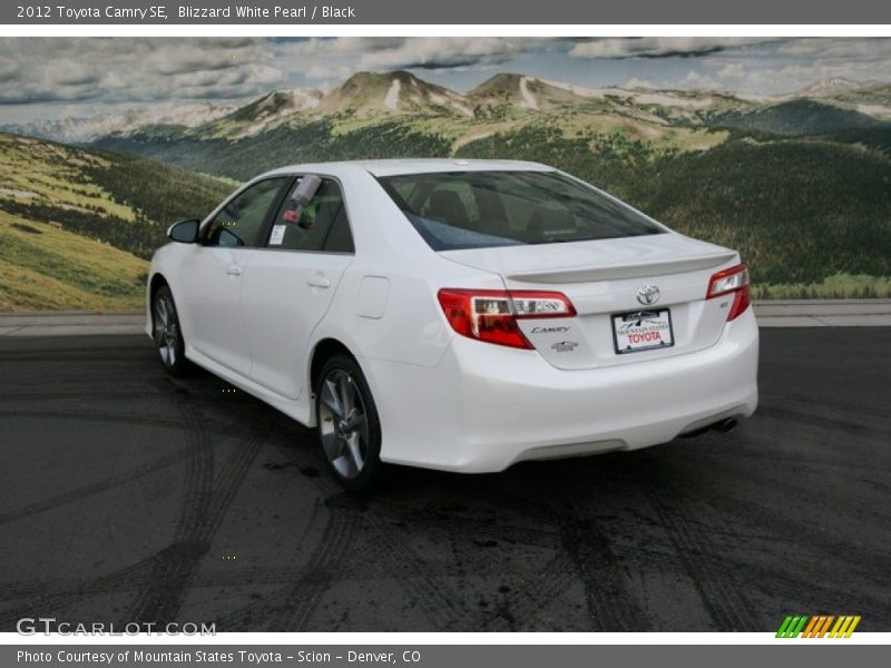Blizzard White Pearl / Black 2012 Toyota Camry SE