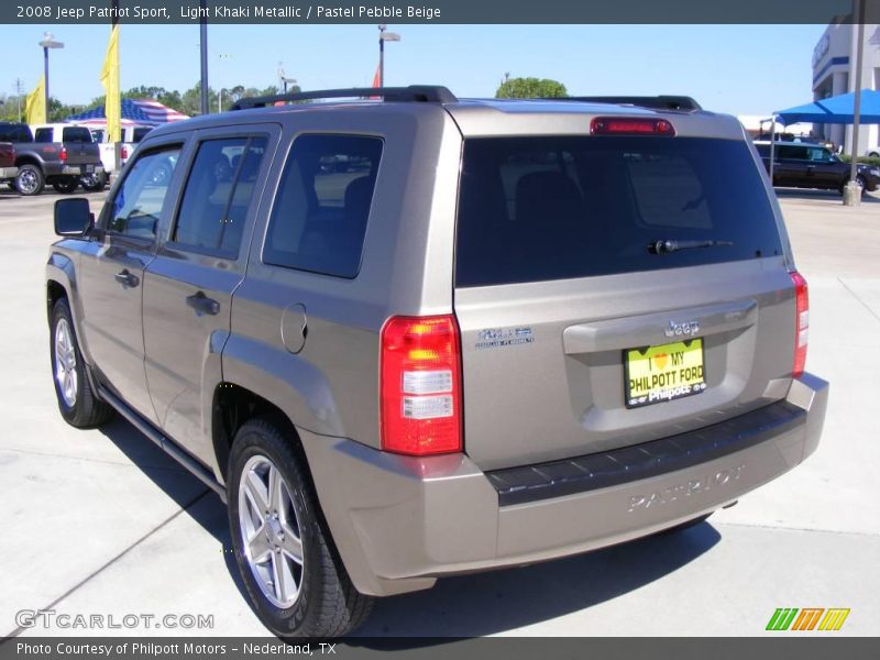 Light Khaki Metallic / Pastel Pebble Beige 2008 Jeep Patriot Sport