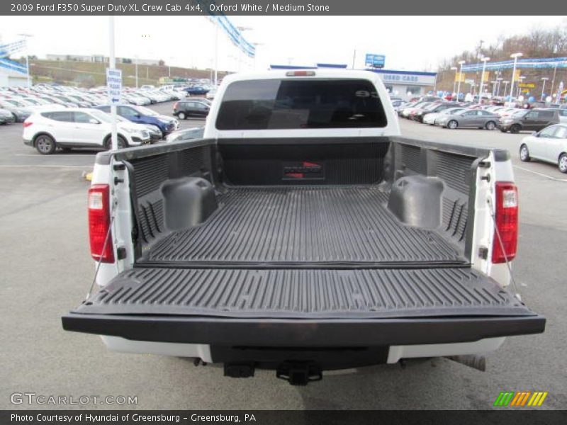 Oxford White / Medium Stone 2009 Ford F350 Super Duty XL Crew Cab 4x4