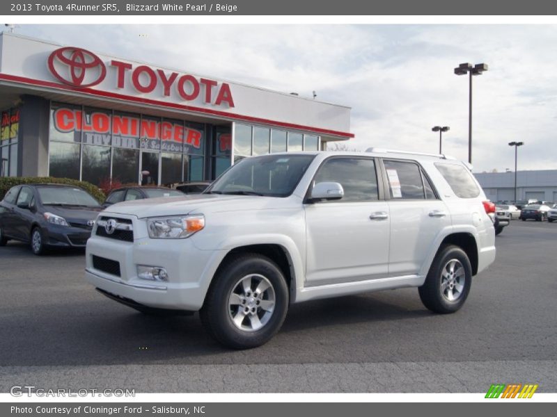 Blizzard White Pearl / Beige 2013 Toyota 4Runner SR5
